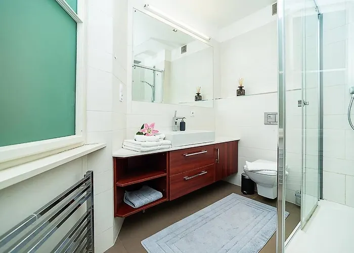 Apartman Charming With Balcony In Parizska Street *