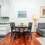 公寓 Charming With Balcony In Parizska Street *